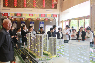 端午粽香情暖人心，皖北二手車市場(chǎng)與房地產(chǎn)經(jīng)紀(jì)攜手啟動(dòng)社會(huì)回饋活動(dòng)